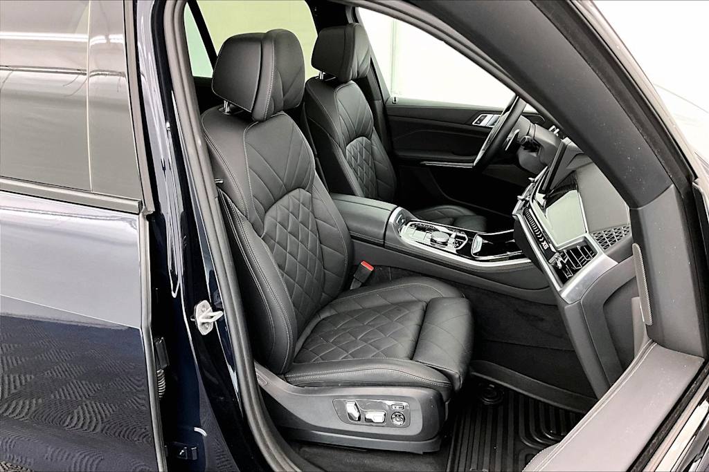 Thumbnail: 2024 BMW X5 - 12