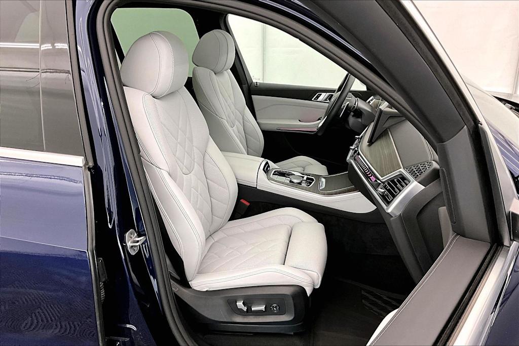 Thumbnail: 2026 BMW X5 - 12