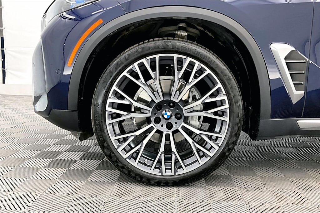Thumbnail: 2026 BMW X5 - 8
