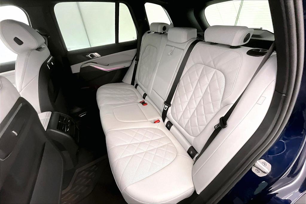 Thumbnail: 2026 BMW X5 - 29