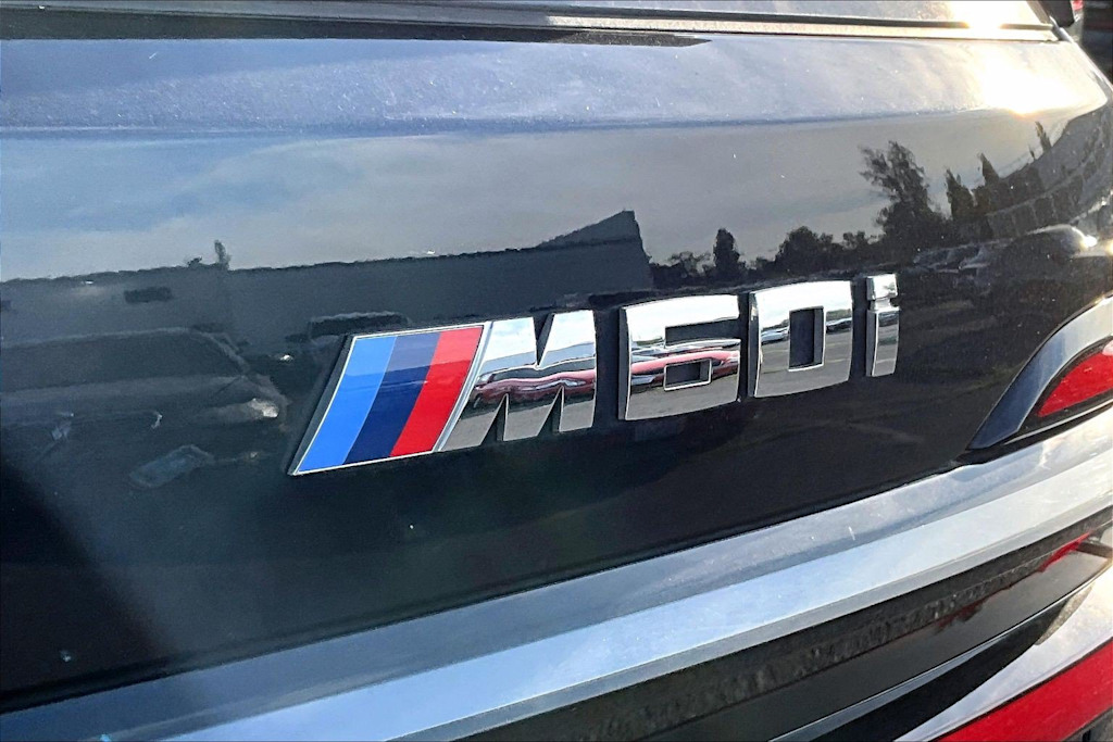 Thumbnail: 2026 BMW X7 - 9