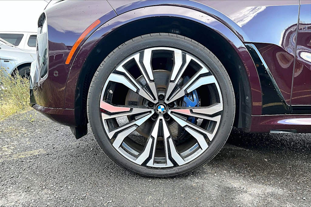 Thumbnail: 2025 BMW X7 - 7