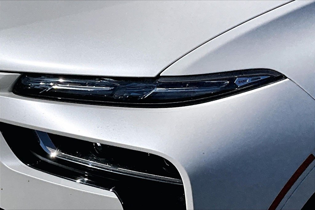 Thumbnail: 2025 BMW X7 - 17