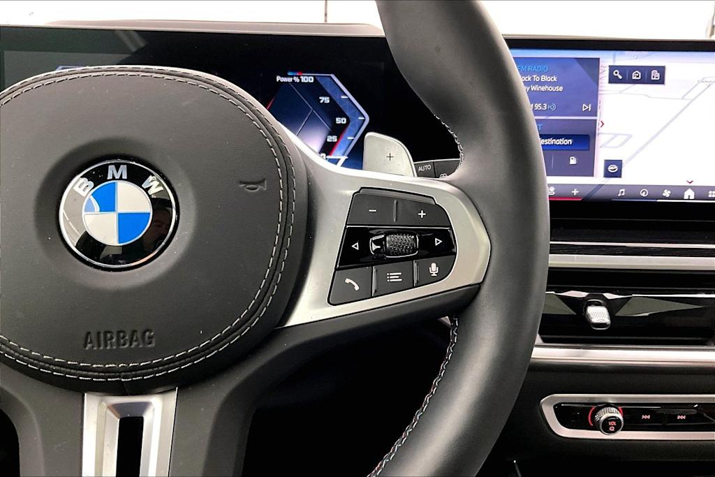 Thumbnail: 2026 BMW X7 - 24