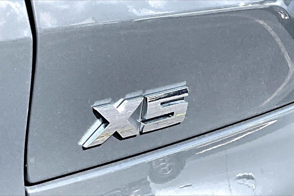 Thumbnail: 2025 BMW X5 - 12