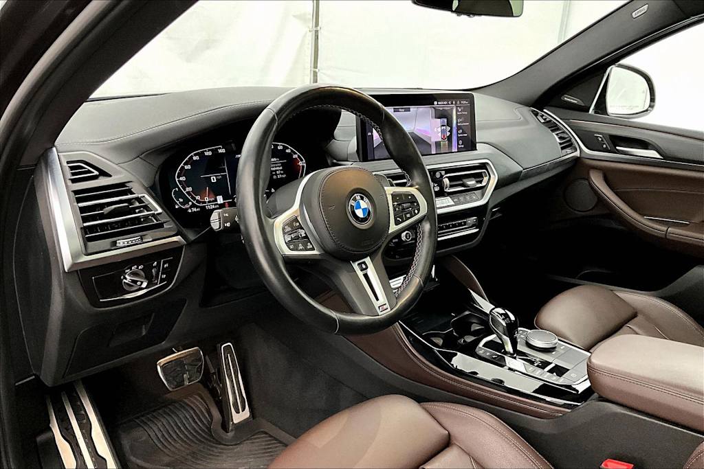Thumbnail: 2023 BMW X4 - 2
