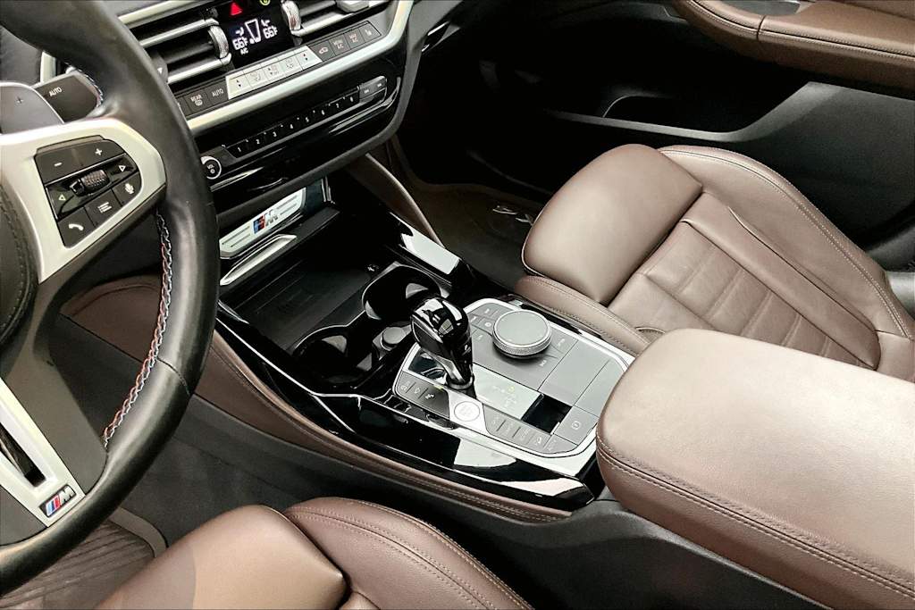 Thumbnail: 2023 BMW X4 - 17
