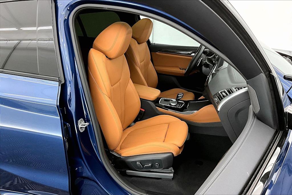Thumbnail: 2024 BMW X4 - 12