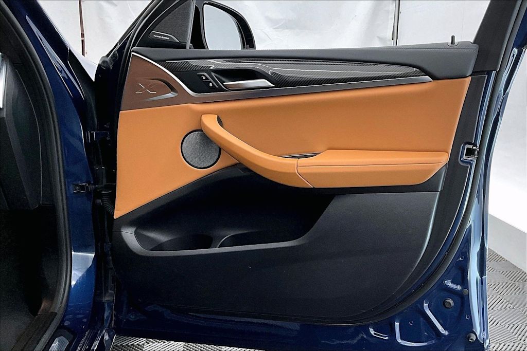 Thumbnail: 2024 BMW X4 - 28