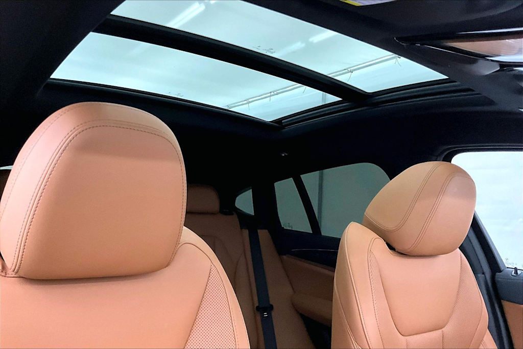 Thumbnail: 2024 BMW X4 - 30