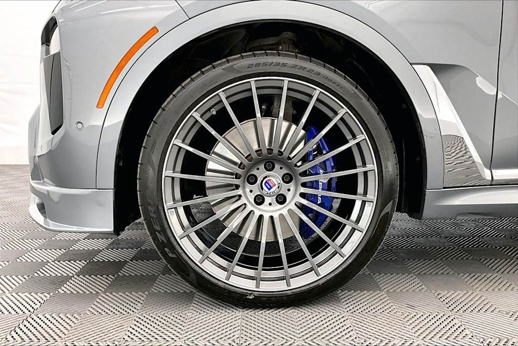 Thumbnail: 2025 BMW X7 - 8
