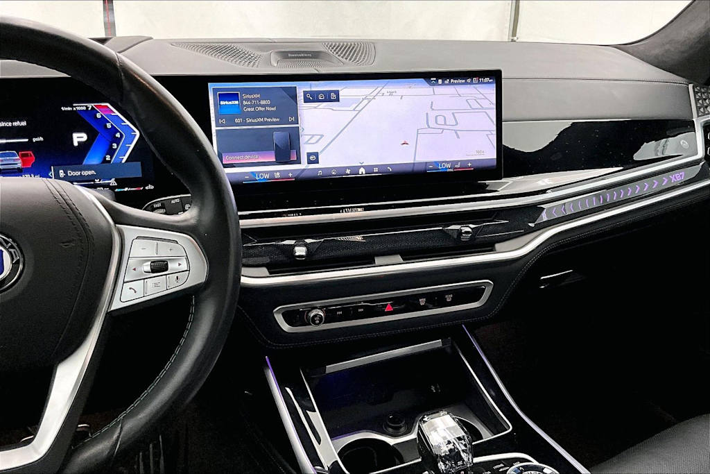 Thumbnail: 2025 BMW X7 - 15