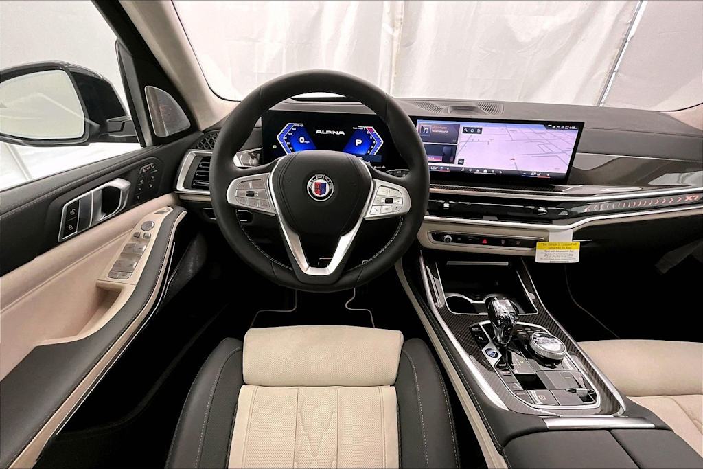 Thumbnail: 2026 BMW X7 - 14