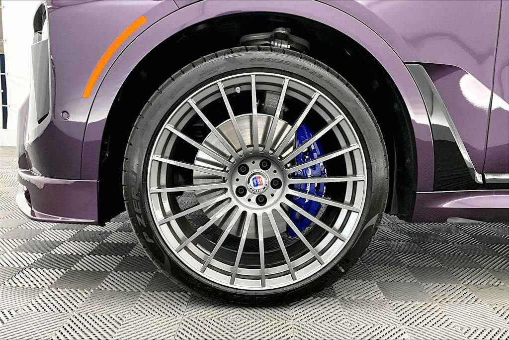 Thumbnail: 2026 BMW X7 - 8