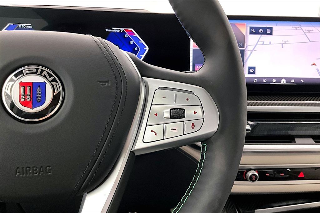 Thumbnail: 2026 BMW X7 - 27
