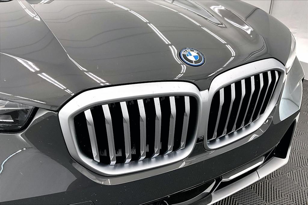 Thumbnail: 2026 BMW X5 - 33