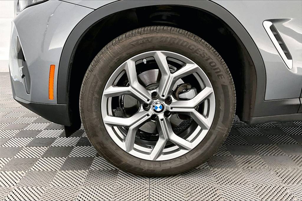 Thumbnail: 2023 BMW X3 - 8