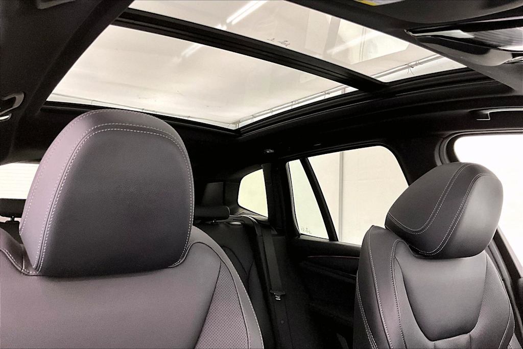 Thumbnail: 2023 BMW X3 - 31