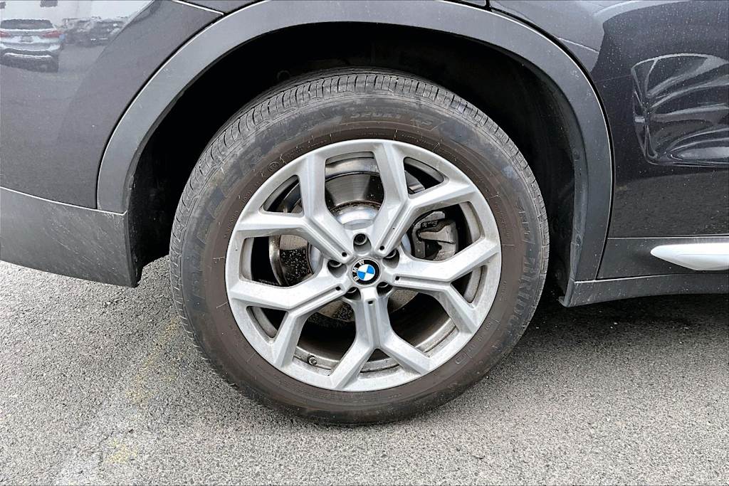 Thumbnail: 2023 BMW X3 - 21