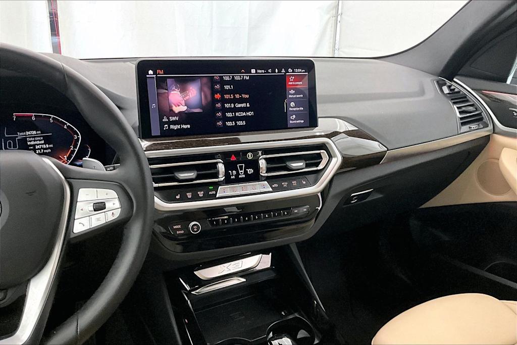 Thumbnail: 2023 BMW X3 - 15
