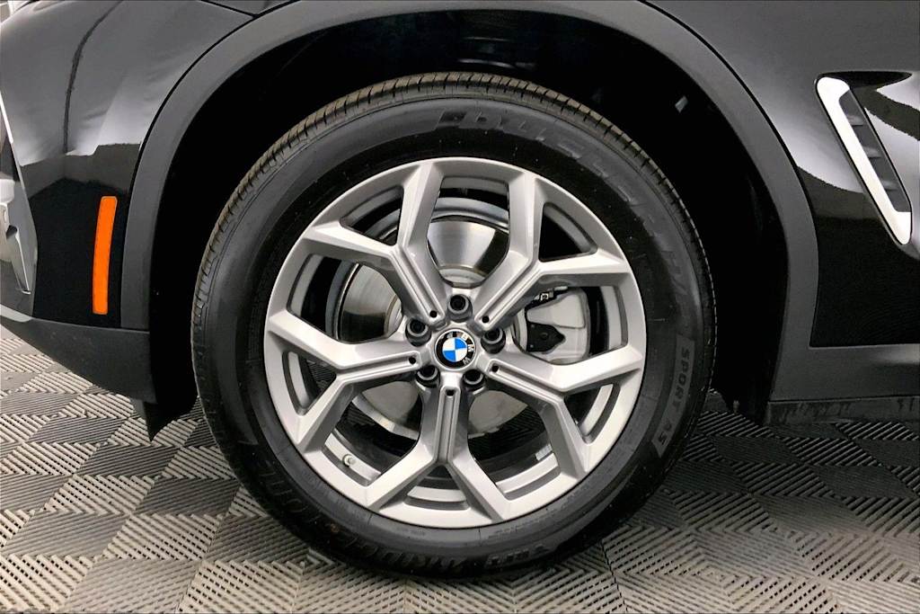 Thumbnail: 2024 BMW X3 - 8