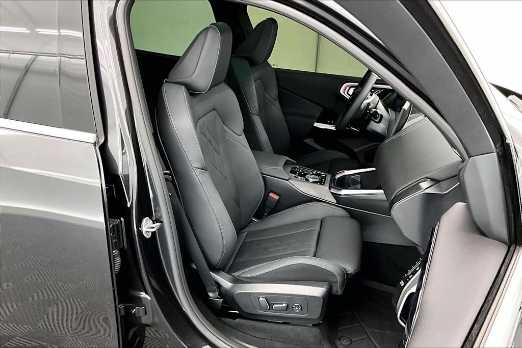 Thumbnail: 2026 BMW X3 - 12