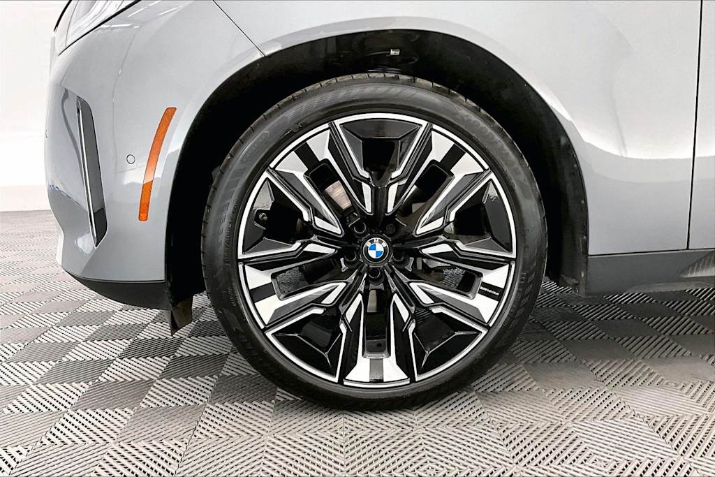 Thumbnail: 2025 BMW X3 - 8
