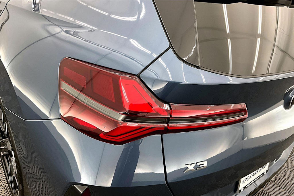 Thumbnail: 2025 BMW X3 - 32