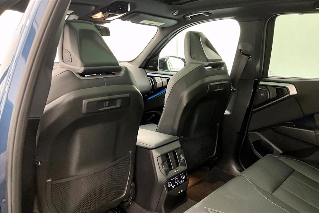 Thumbnail: 2025 BMW X3 - 13