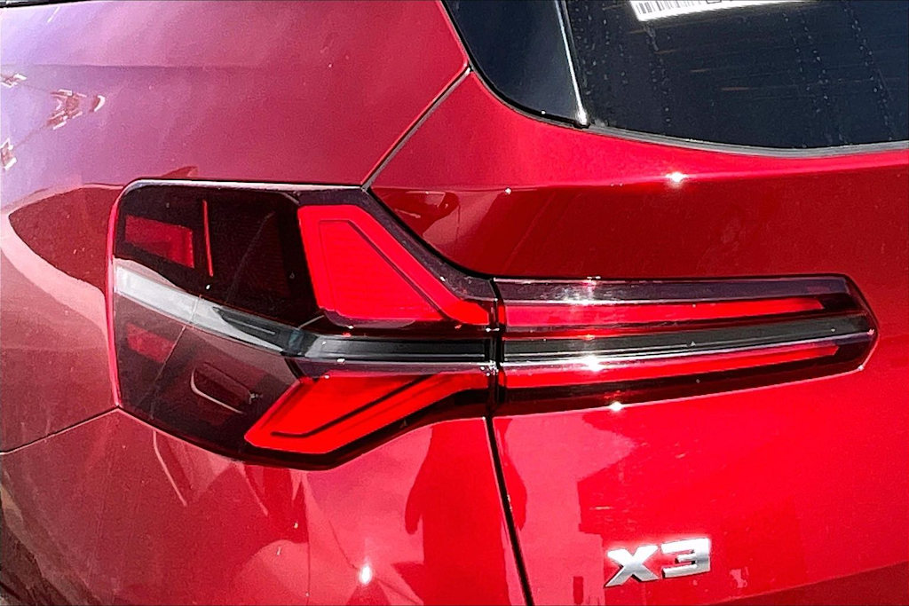 Thumbnail: 2026 BMW X3 - 15