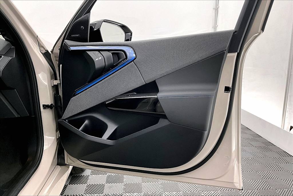 Thumbnail: 2025 BMW X3 - 28