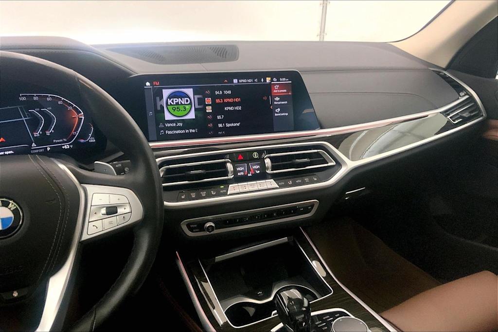 Thumbnail: 2021 BMW X7 - 15