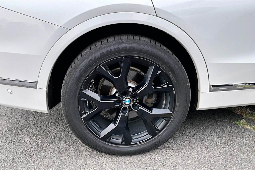Thumbnail: 2019 BMW X7 - 18