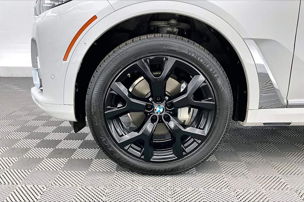 Thumbnail: 2019 BMW X7 - 8