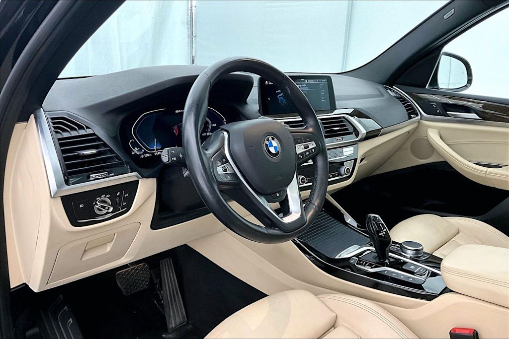Thumbnail: 2021 BMW X3 - 2