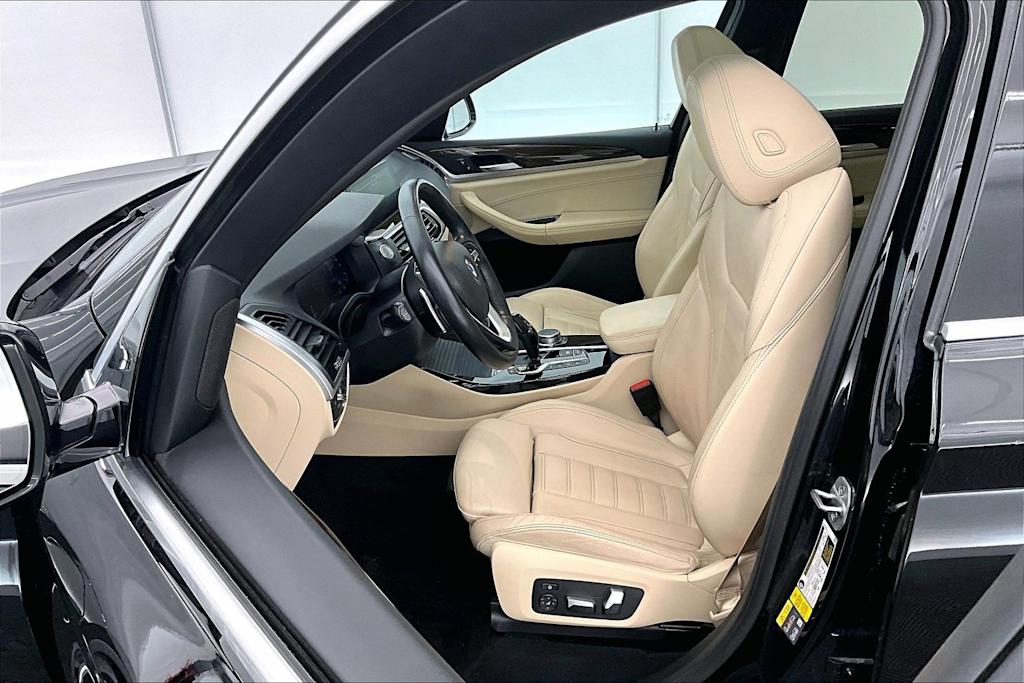 Thumbnail: 2021 BMW X3 - 11