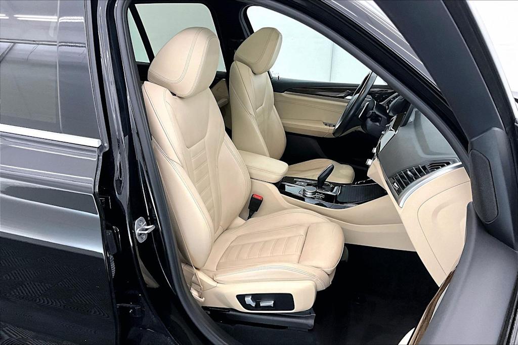 Thumbnail: 2021 BMW X3 - 12