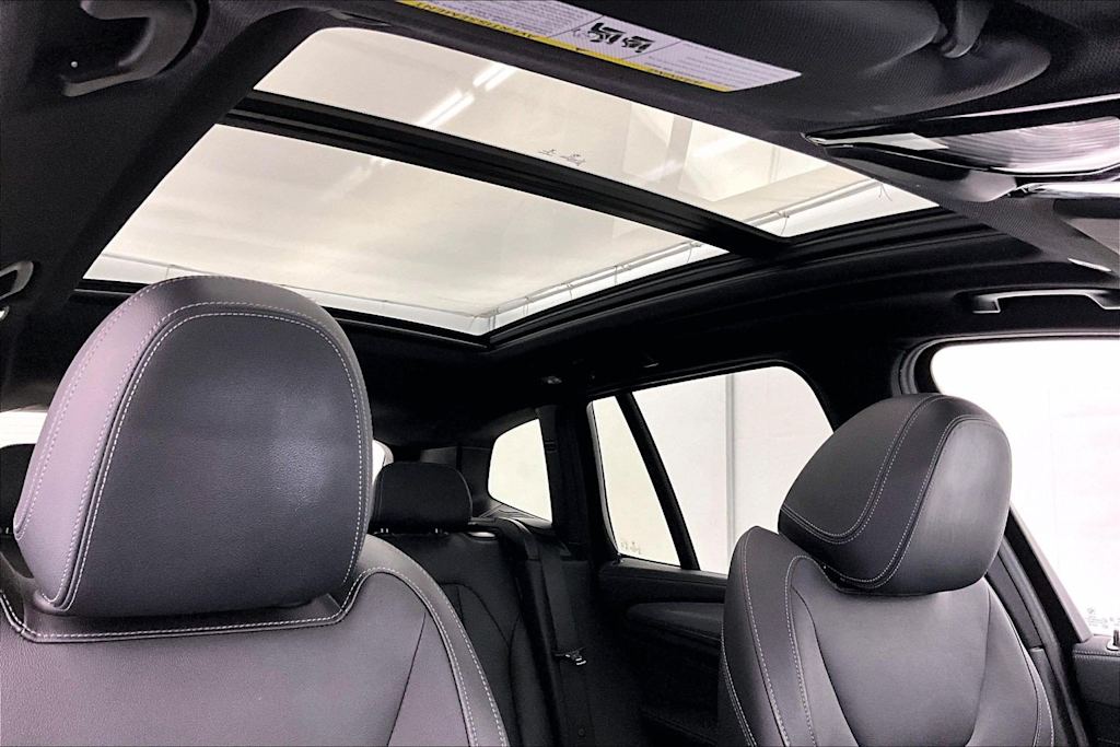 Thumbnail: 2021 BMW X3 - 30