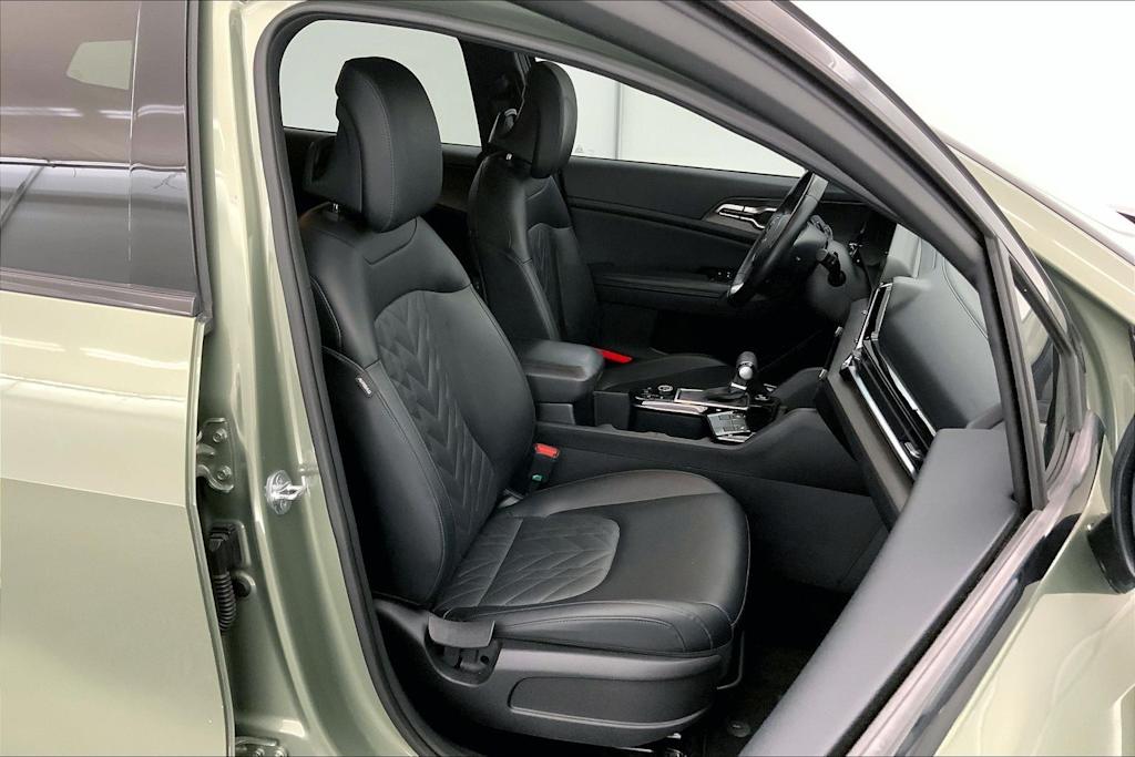 Thumbnail: 2023 Kia Sportage - 12