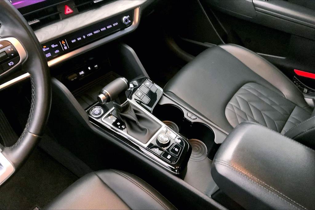 Thumbnail: 2023 Kia Sportage - 17