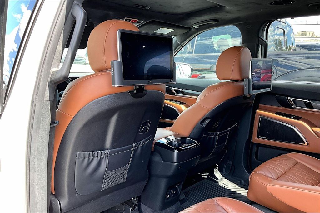 Thumbnail: 2023 Kia Telluride - 12