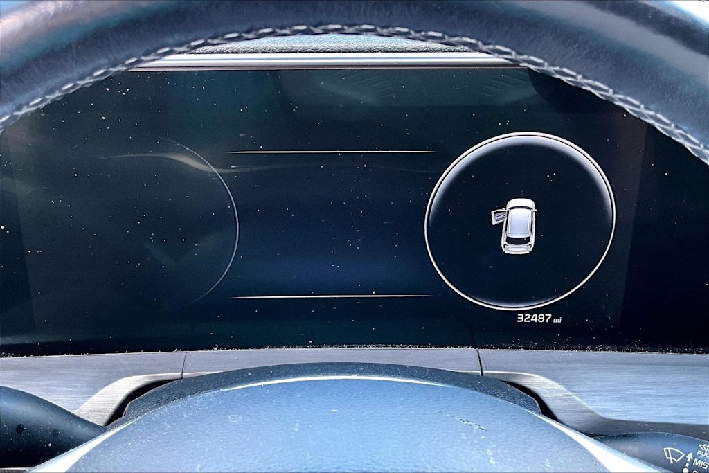 Thumbnail: 2023 Kia Telluride - 16