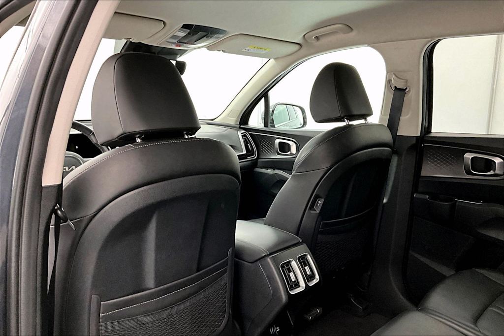 Thumbnail: 2024 Kia Sorento - 12