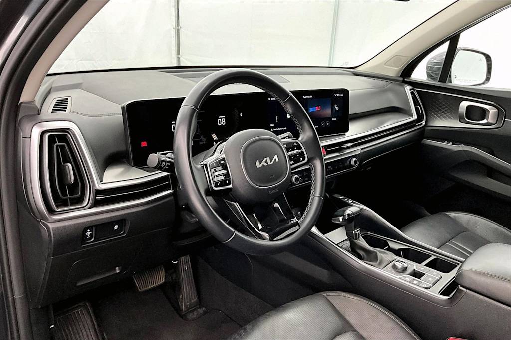 Thumbnail: 2024 Kia Sorento - 2
