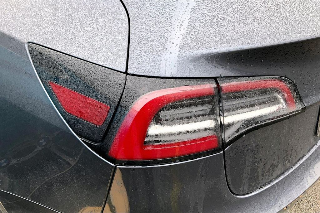 Thumbnail: 2018 Tesla Model 3 - 13