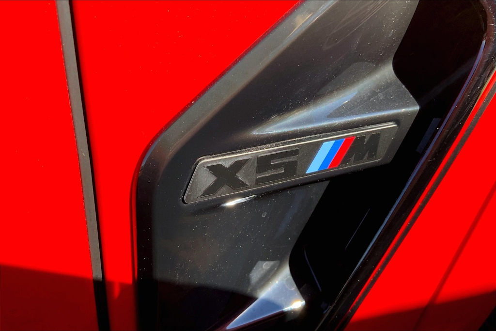 2023 BMW X5 M 12