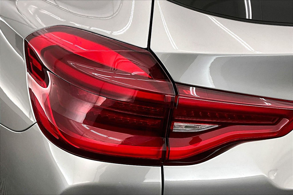 Thumbnail: 2021 BMW X3 - 32