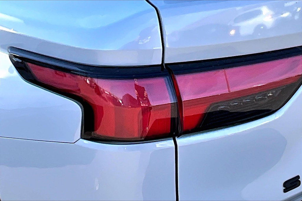 Thumbnail: 2024 Toyota Sequoia - 16