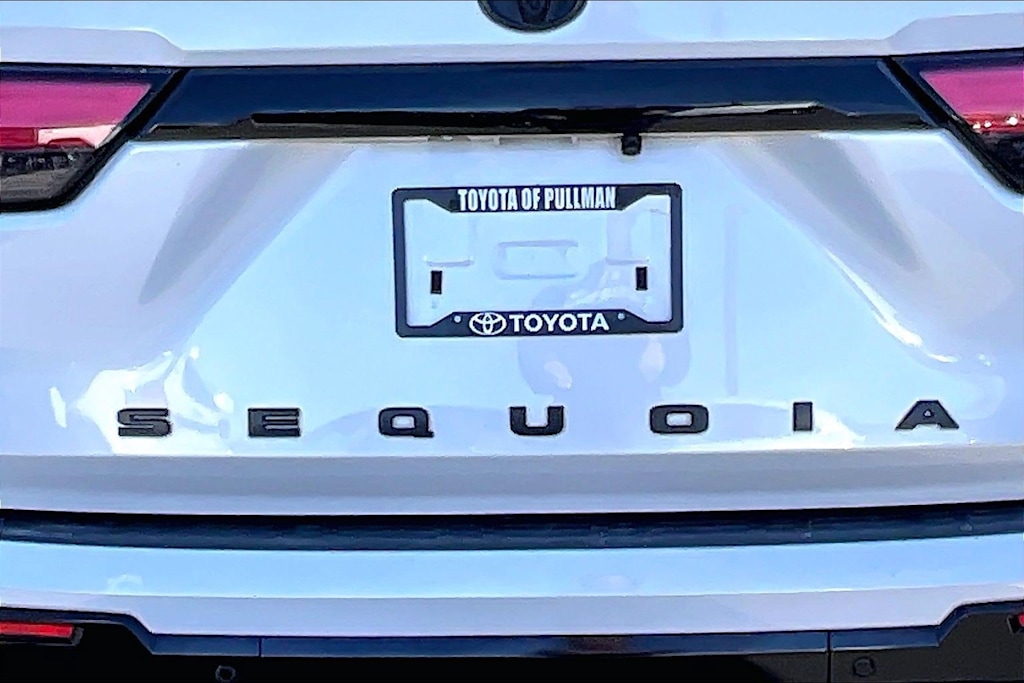 Thumbnail: 2024 Toyota Sequoia - 11