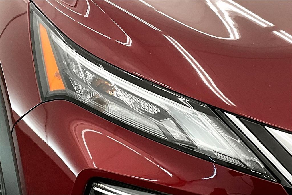 Thumbnail: 2021 Nissan Rogue - 31
